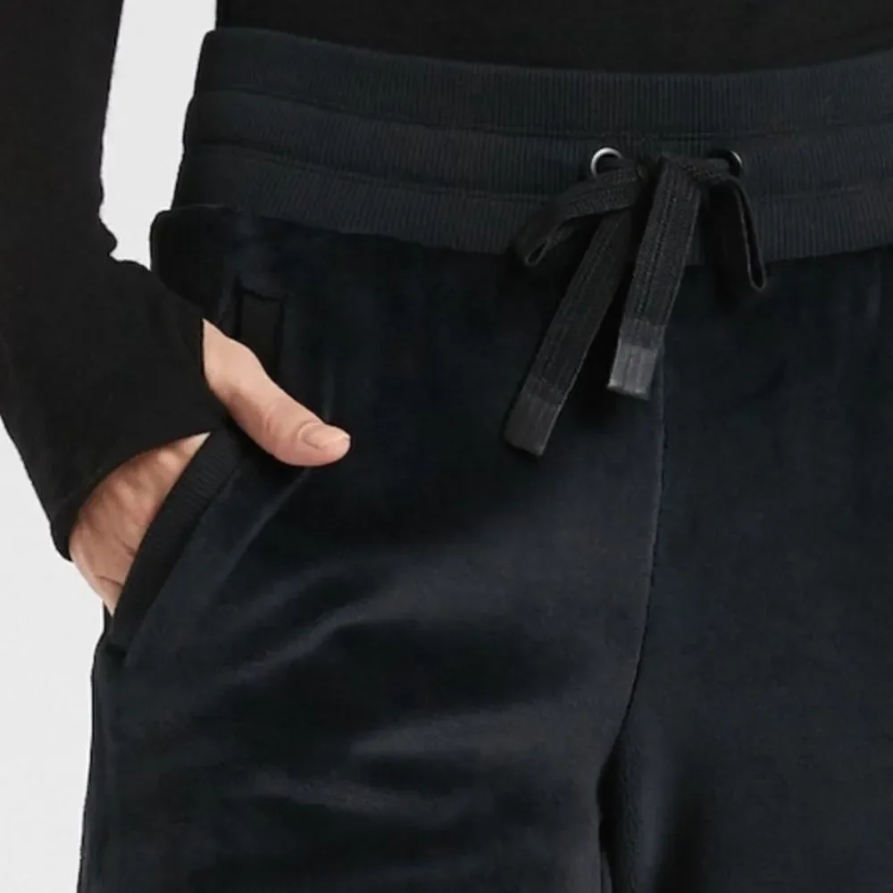 Athleta Double Cozy Karma black Recover Joggers sweatpants